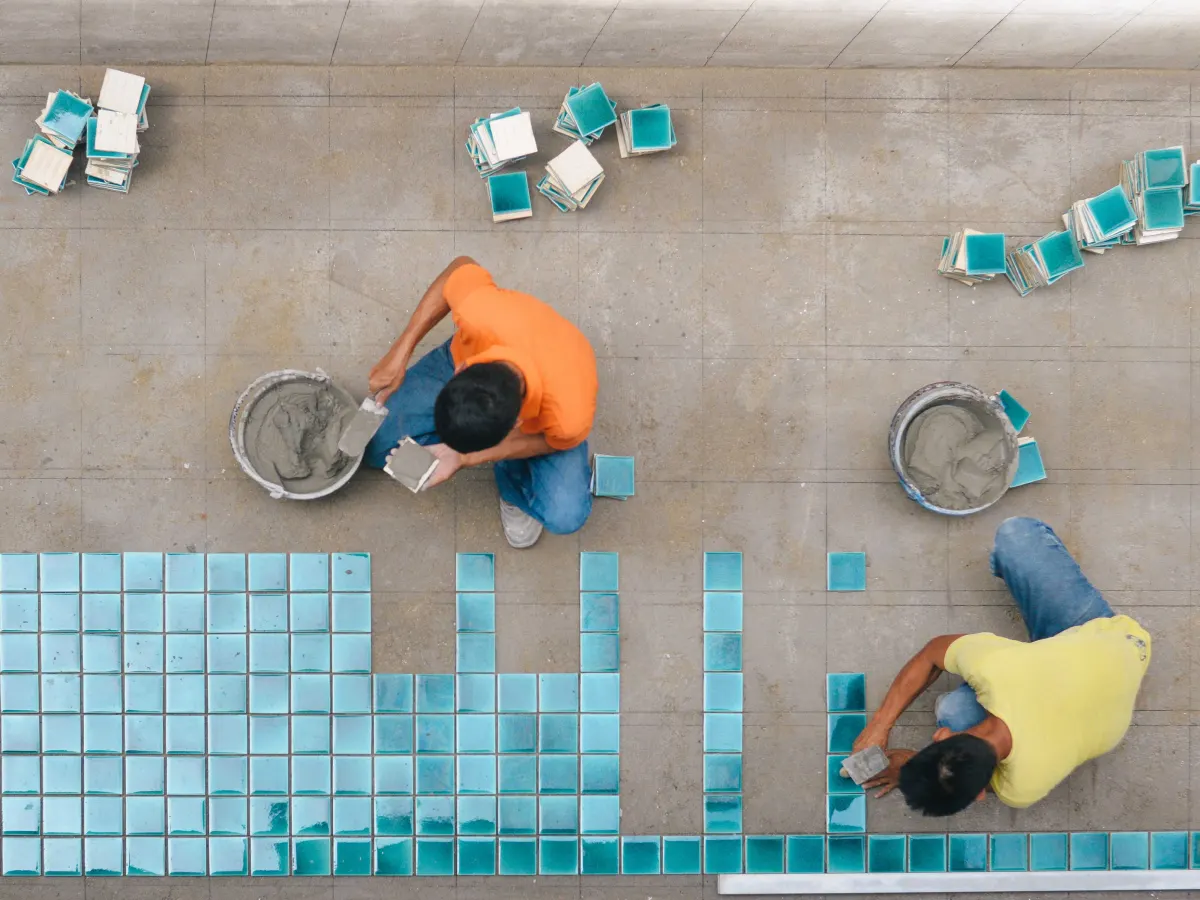 Colocación profesional de pisos y azulejos para proyectos residenciales
